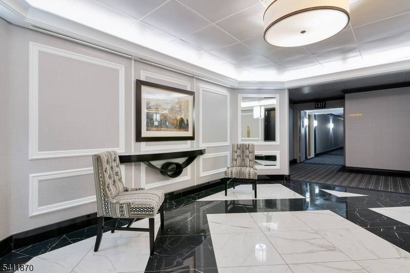 This light filled, spacious, renovated 1BR 1.