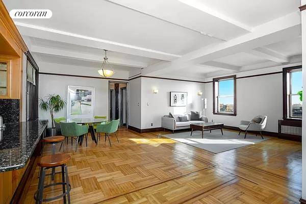 Rare Jaw dropping views light and Gracious living with expansive views over Grand Army Plaza, the Brooklyn Central Library, and all the way to downtown Manhattan.