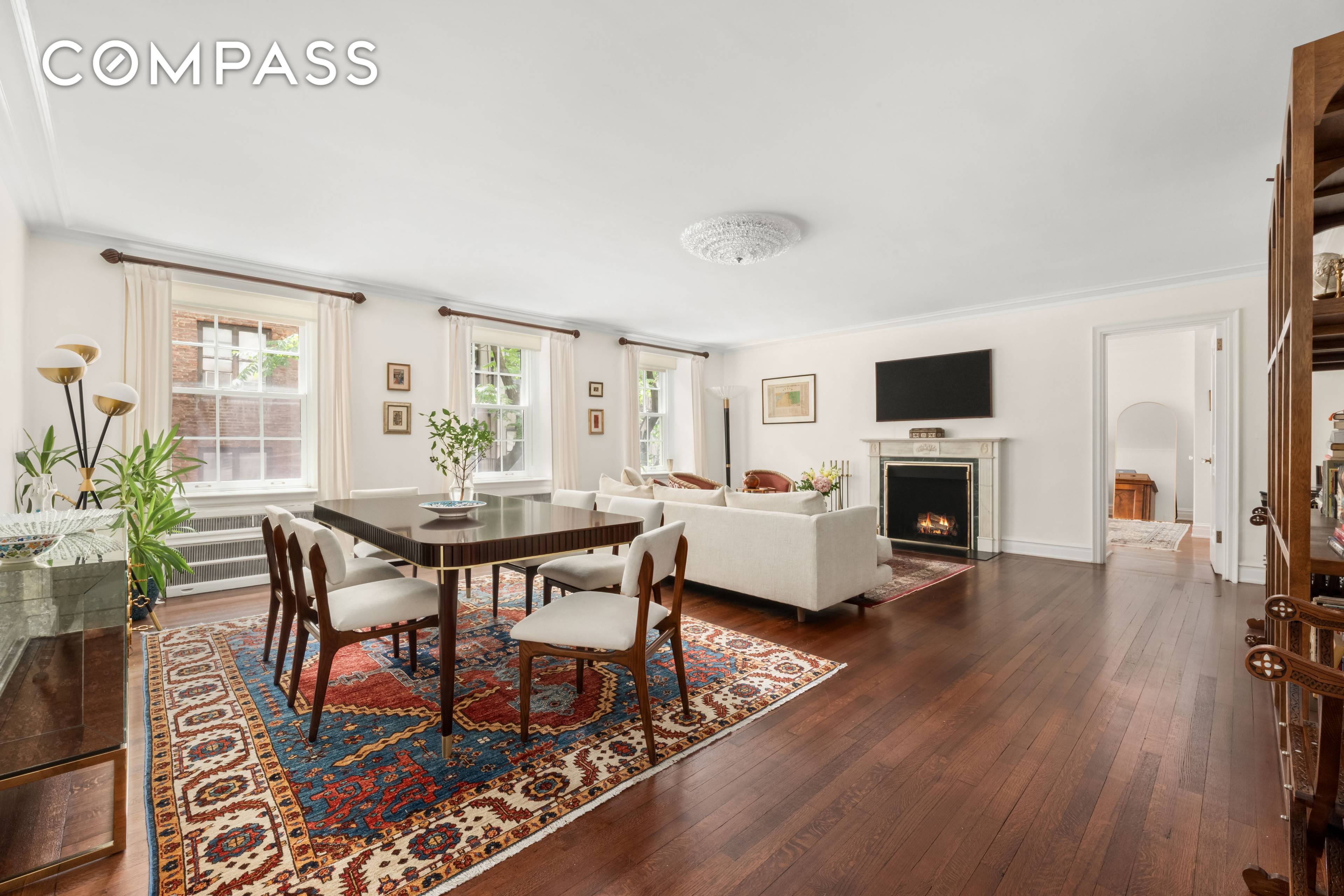 Oversized Pre War Gem in the Heart of Lenox Hill.
