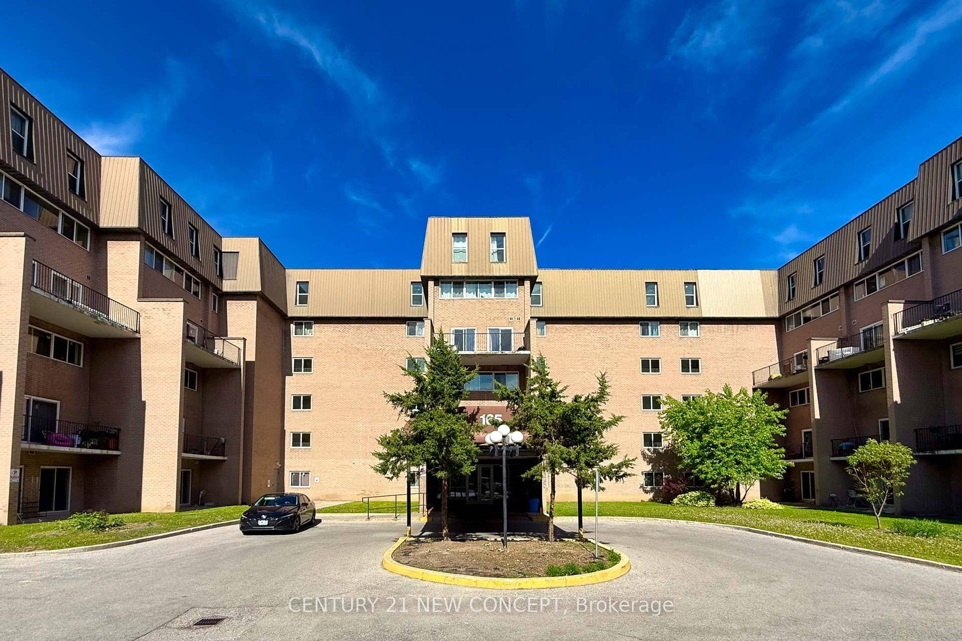 Welcome to this bright and versatile 4 1 Bedroom, 2 Full Bathroom ground level condo townhouse located in a quiet, family friendly neighborhood in high demand North York.