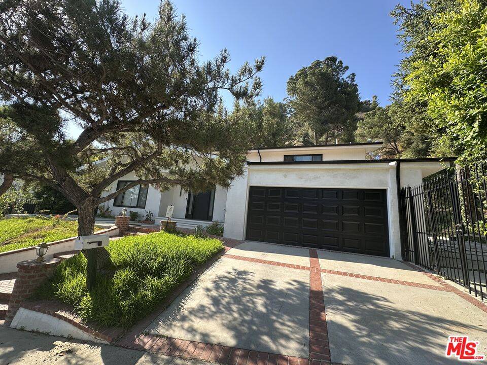 9781 Blantyre Dr 3BR Beverly Hills Post Office | B.H.P.O. La
