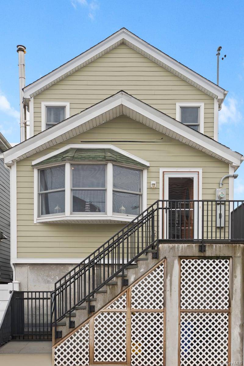 Move In Ready Gem in Broad Channel.