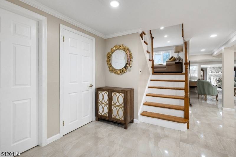 Discover this beautiful 2, 980 sqft home situated on a peaceful street in Lincoln Park.