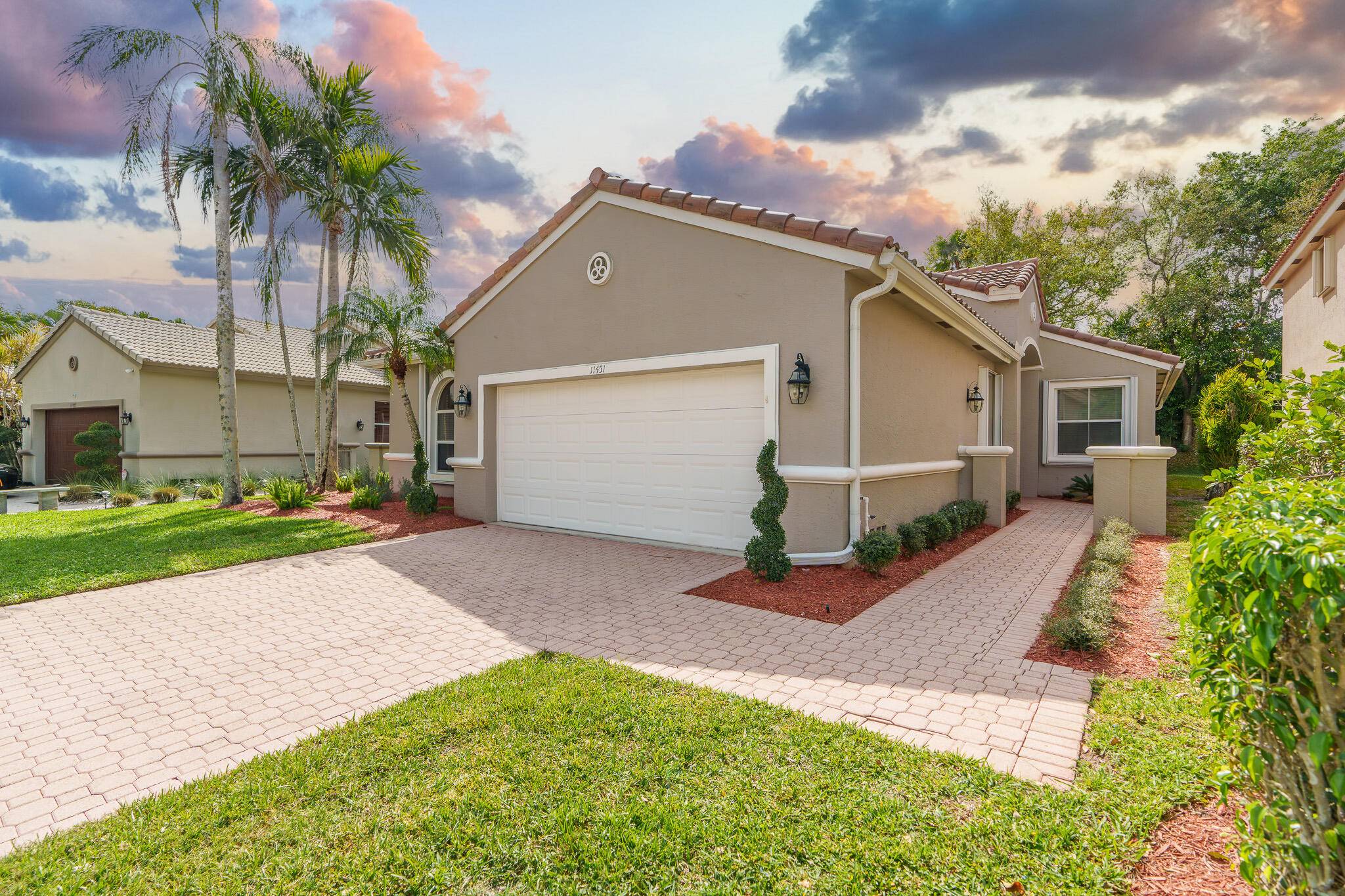 Renovated Move in ready !