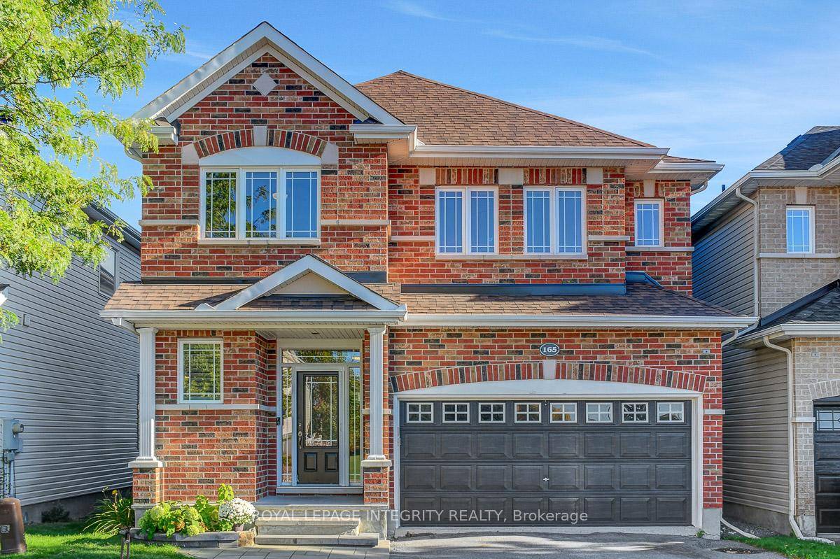OPEN HOUSE THURSDAY OCT 2nd 5 7pm Welcome to Saltspring Private in the heart of Bridlewood.