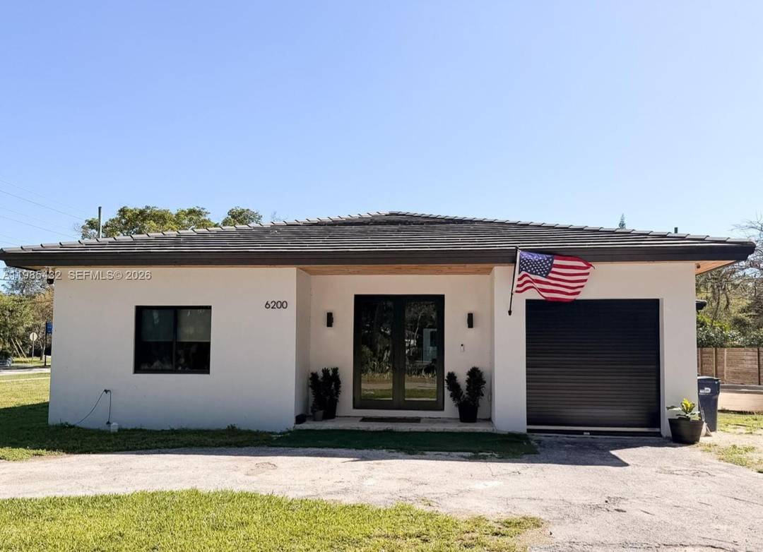 This 4 bedroom, 3 bathroom home offers was completely rebuilt in 2025, sitting on an 11, 000 SF corner lot in a desirable South Miami location.