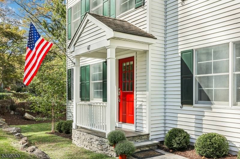 Lakefront Colonial on Beautiful Cupsaw Lake A Rare Gem in Ringwood !