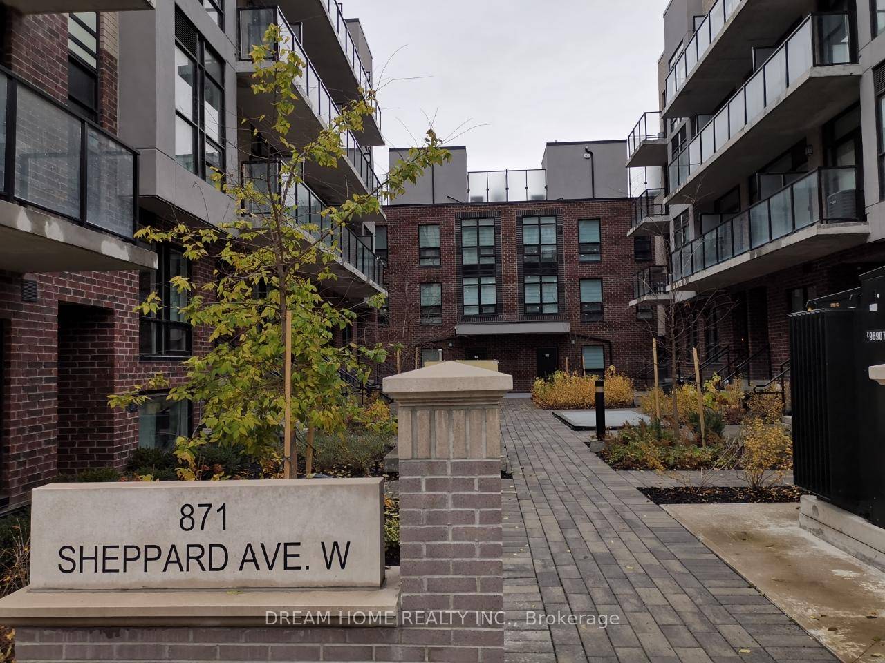 Prime Location ! ! ! 1 Year New 2 Bedrooms plus Flex with 3 Bathrooms Stacked Townhomes with Open Balcony and Underground parking at 871 Sheppard Avenue West.