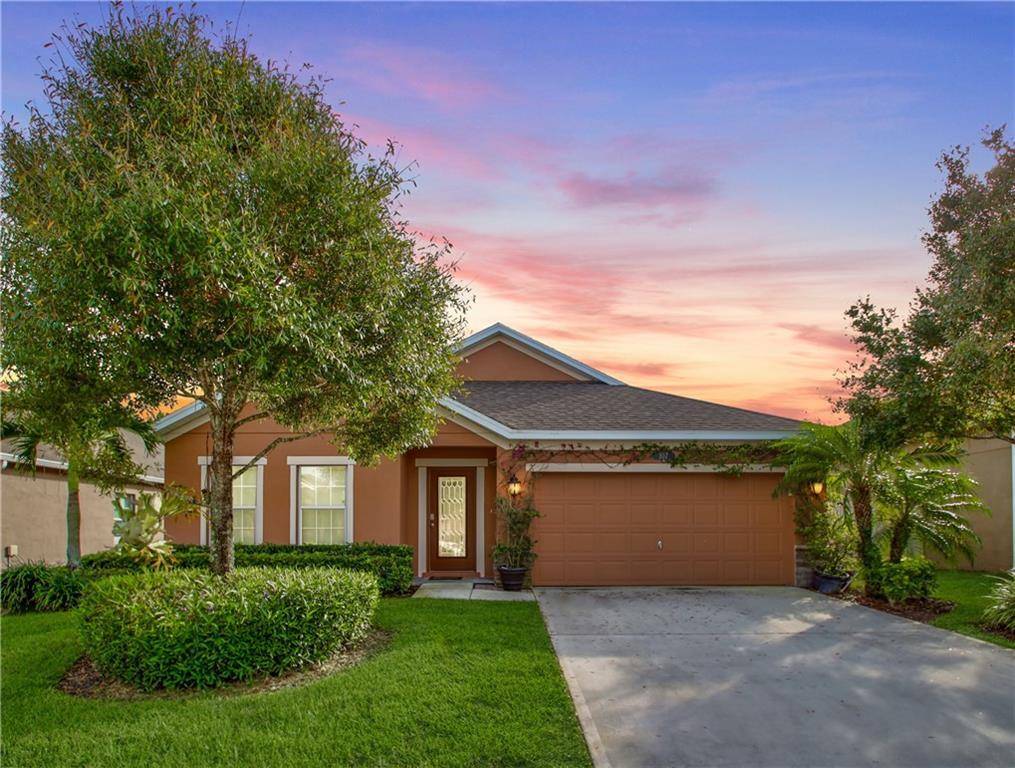 100 FINANCING AND NO PMI PROGRAM Charming, well kept 3 2 2 Seneca model with fenced yard and with impact windows.