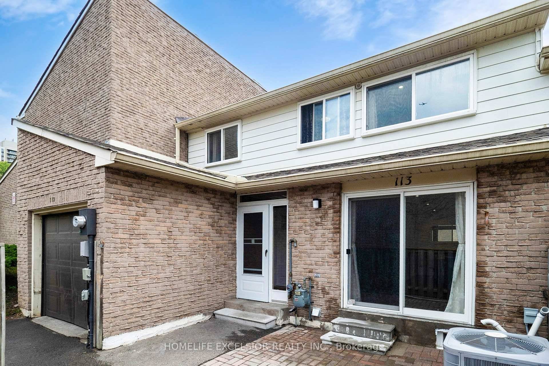 Welcome To This Beautifully Updated, Sun Filled amp ; Stylishly Renovated Townhome In Prestigious Don Valley Village.