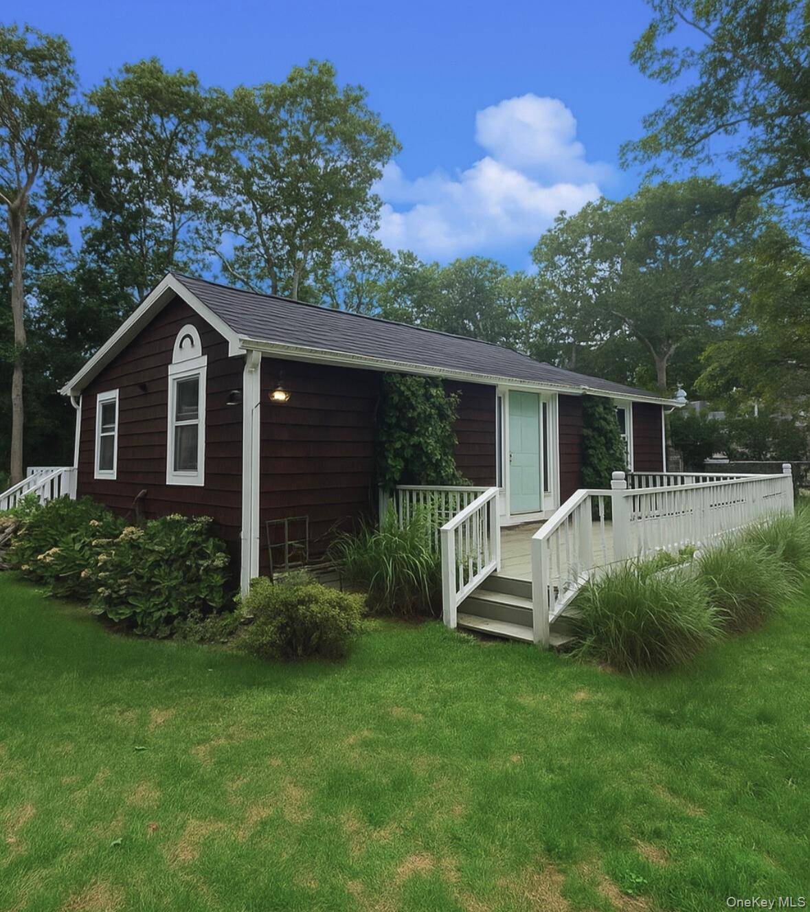 Now available for immediate year round occupancy, this recently renovated 2 bed, 1 bath cottage boasts a refreshing ambiance, ensuring a relaxing living experience.