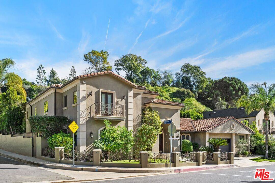 2108 San Ysidro Dr 6BR Beverly Hills Post Office | B.H.P.O. La