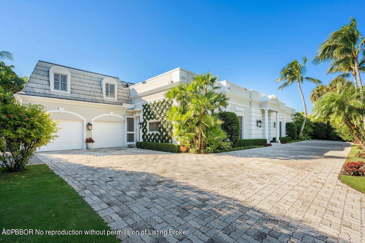 This Stunning custom designed 5BR 5.