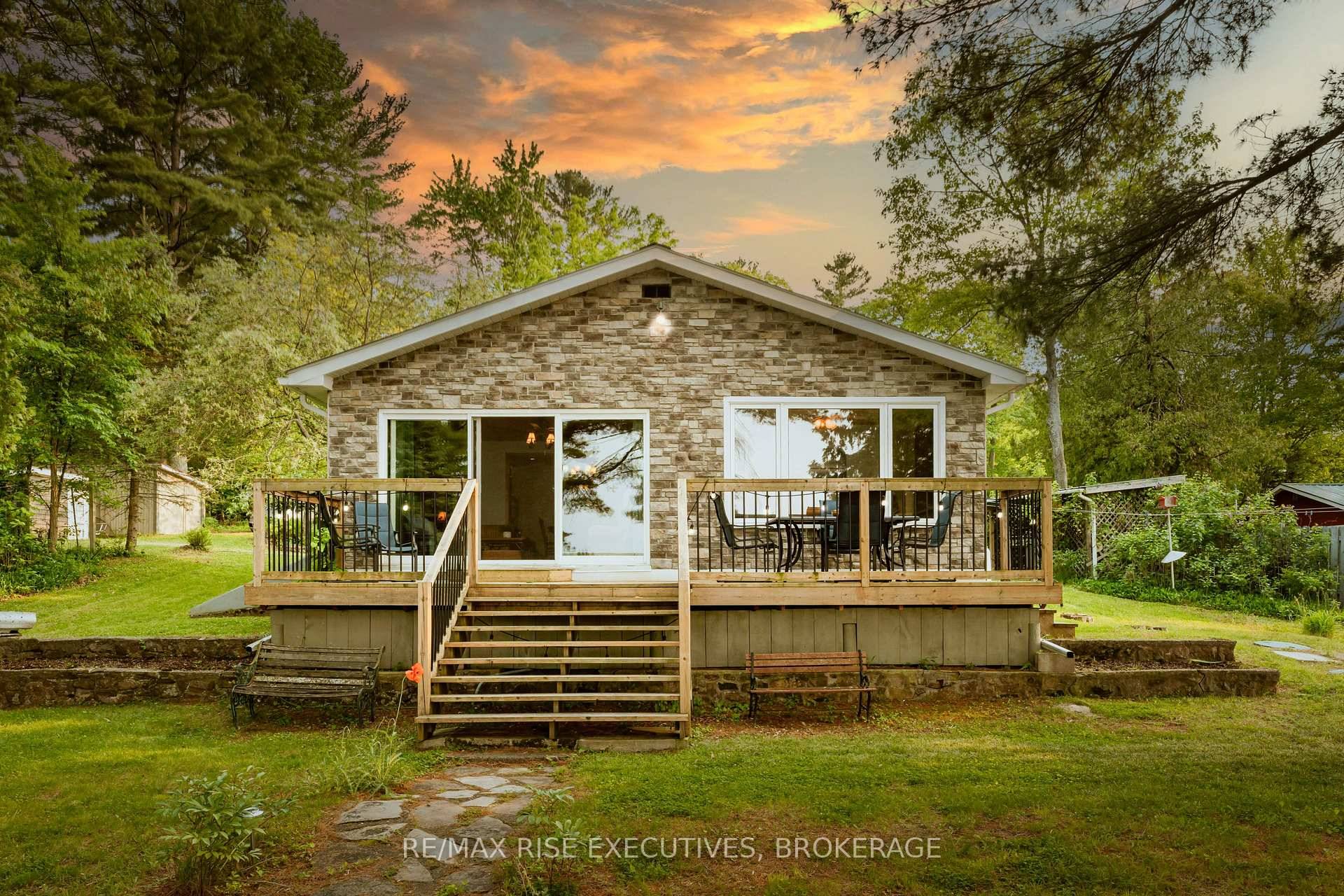 Exceptional 3 bedroom, 2.
