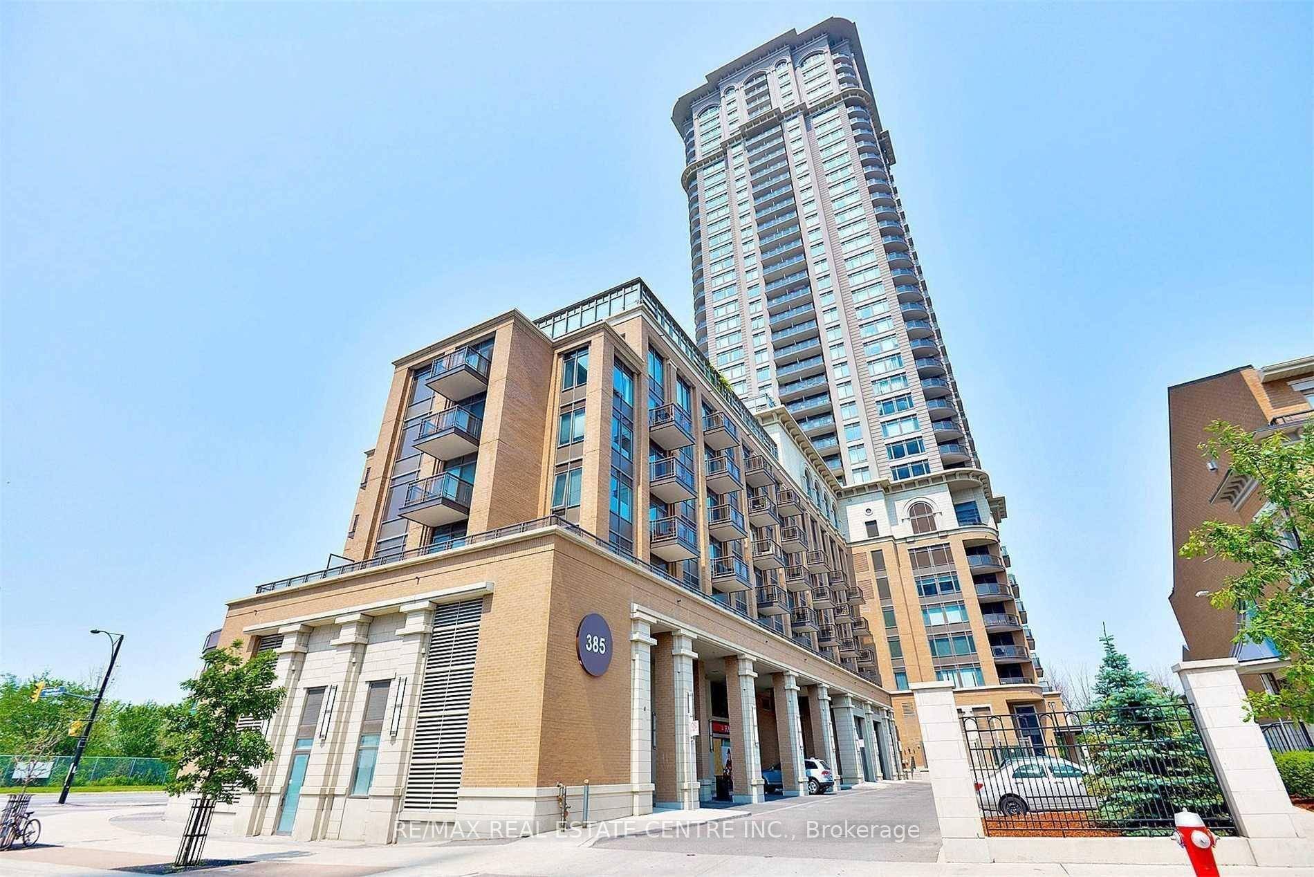 Welcome to the Chicago Building in Square One the heart of Mississauga !