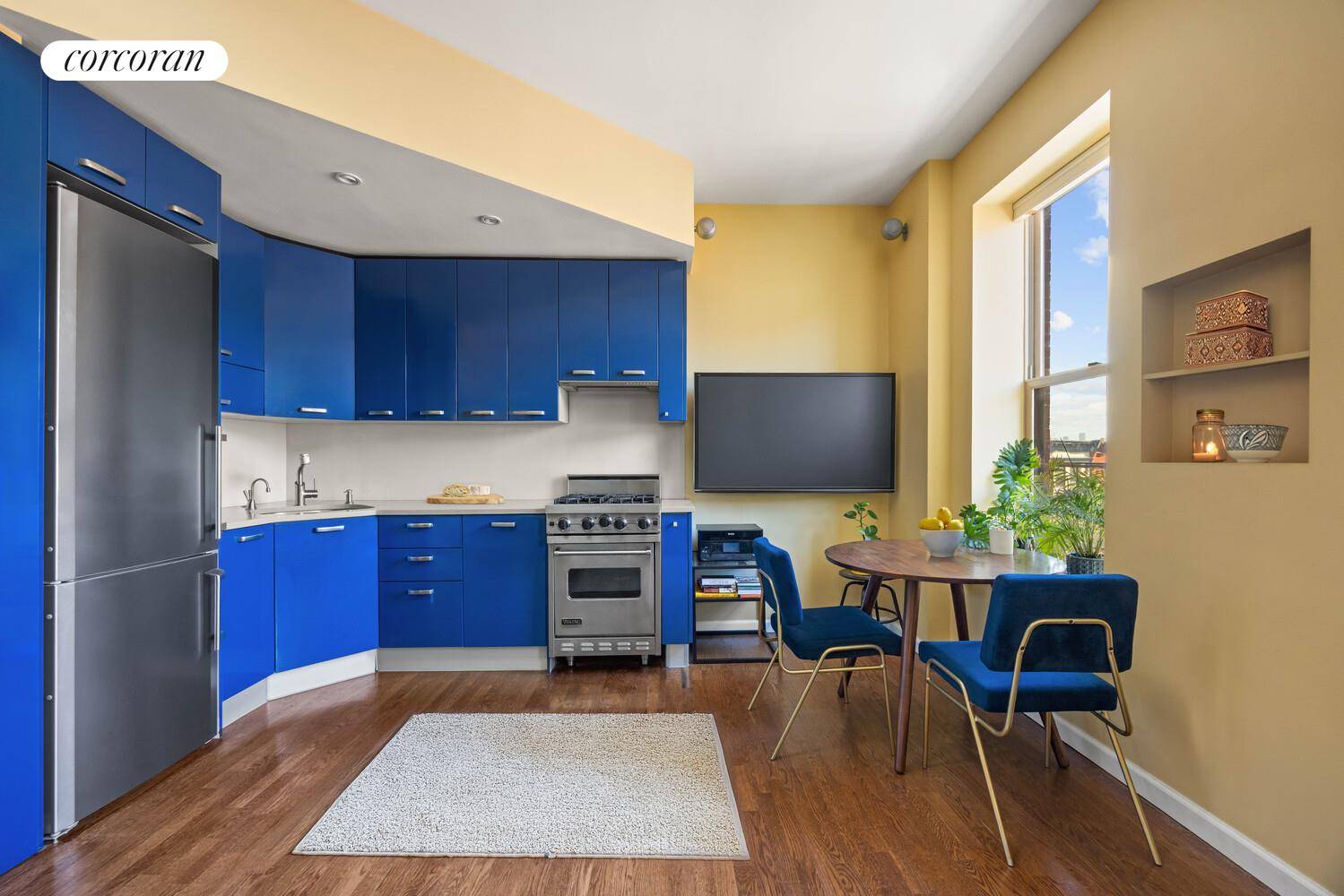 Prime Investment Opportunity An exceptional value for both end users and investors, this residence is currently occupied by a reliable tenant, offering immediate rental income from day one.