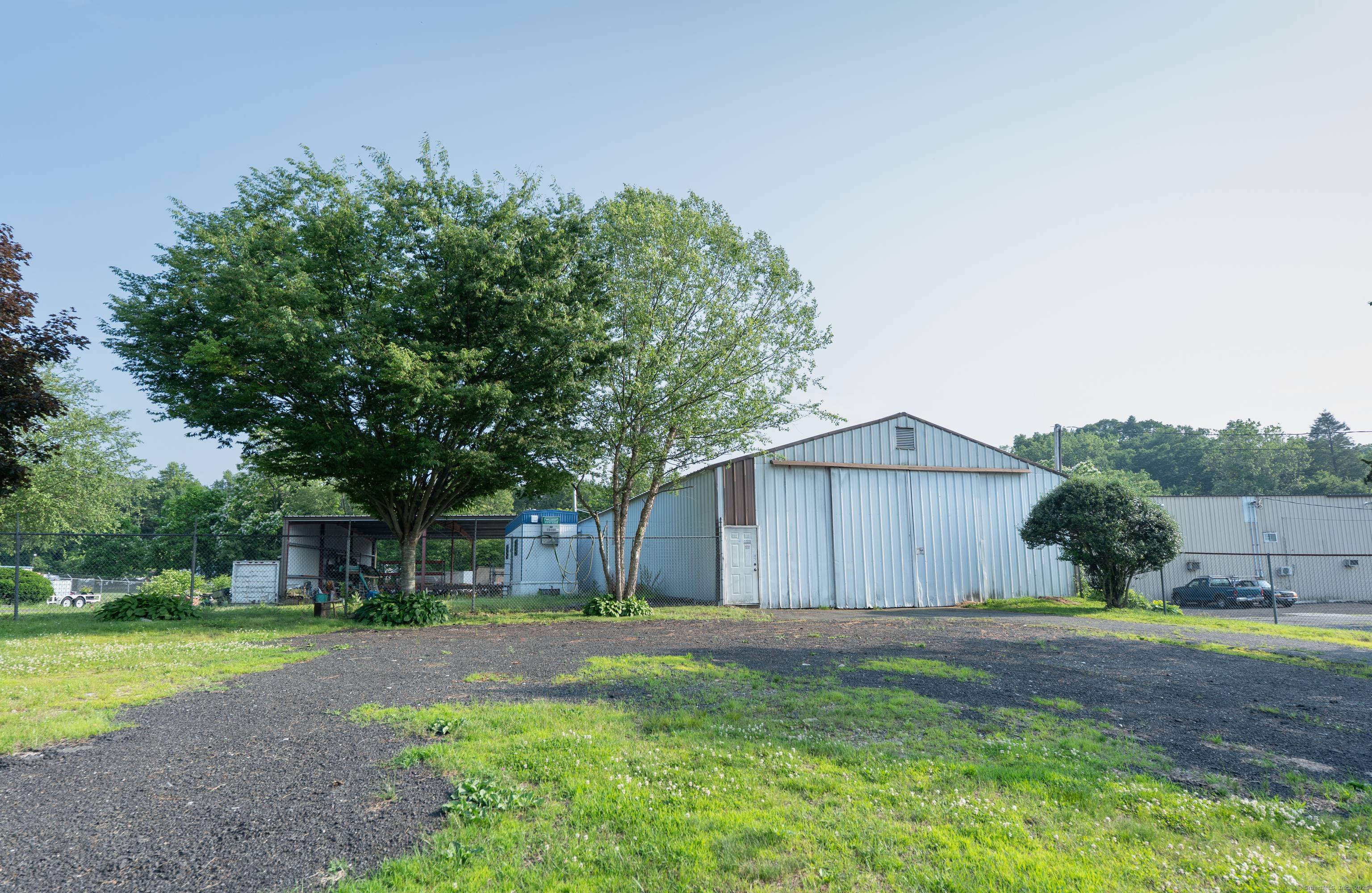 This property is paradise for landscapers and alike.
