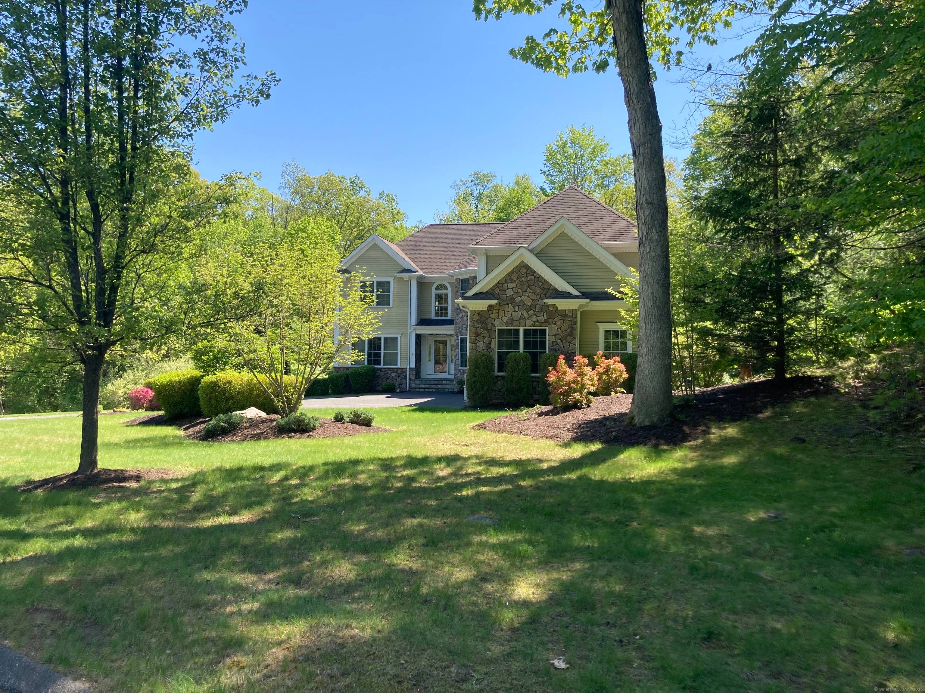 Academic or winter rental available September 3rd, for 6500.