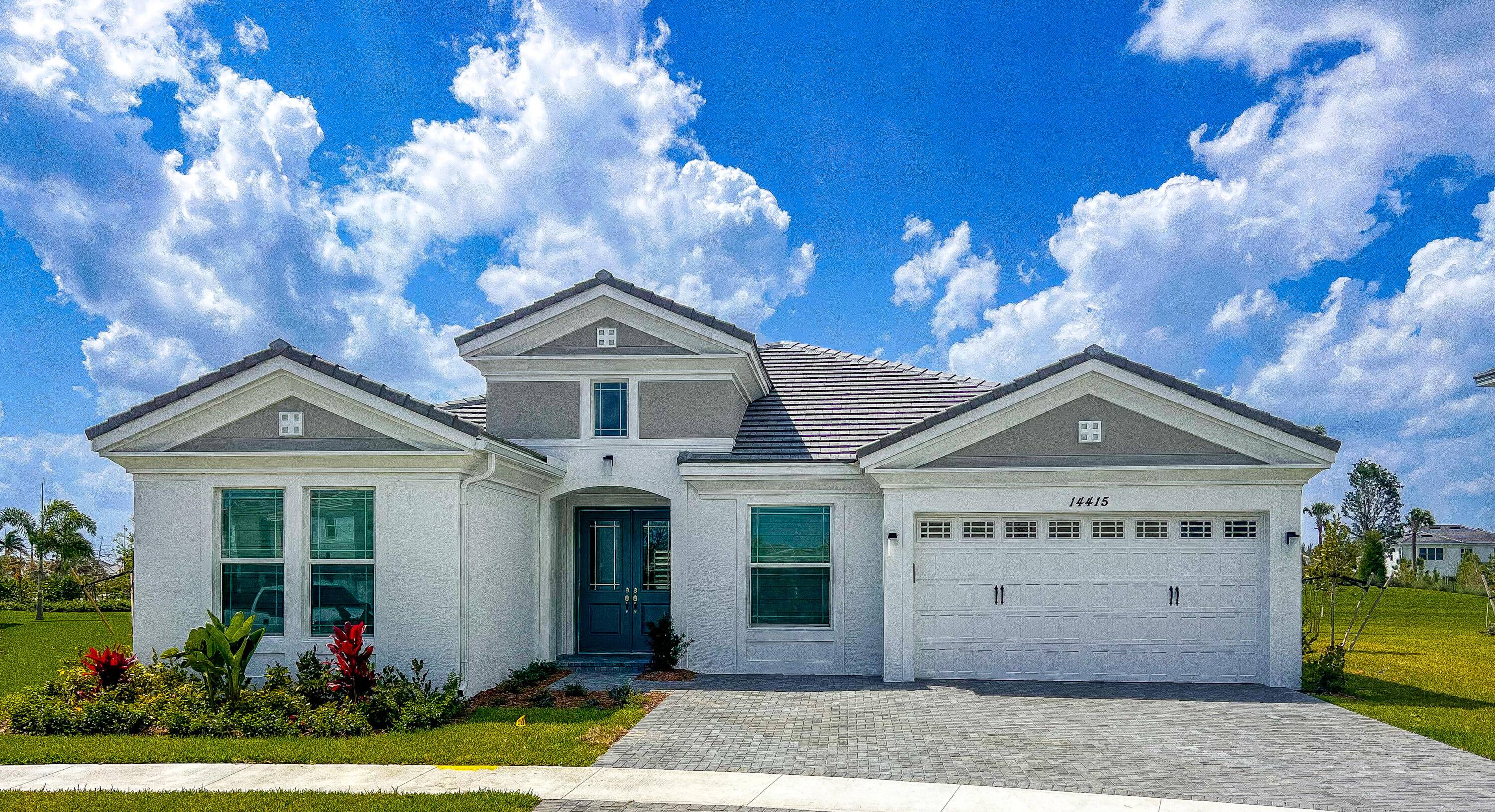Welcome home to this stunning Sanderling Grand model !