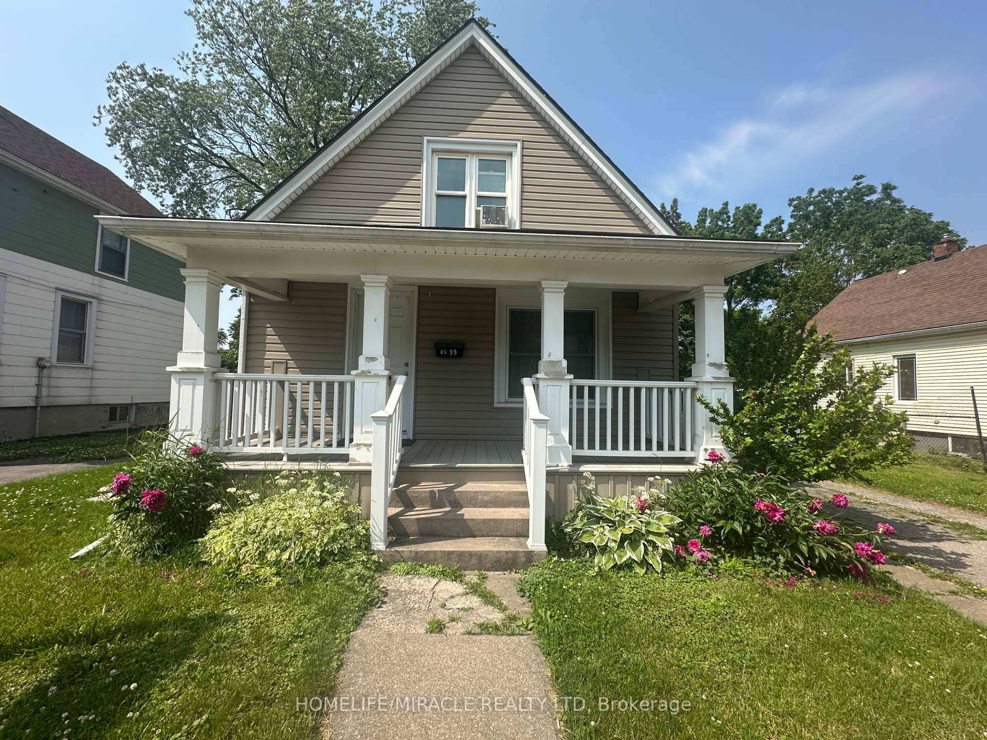 Investors Catch. A good opportunity to start earning from this immaculate Investment property.