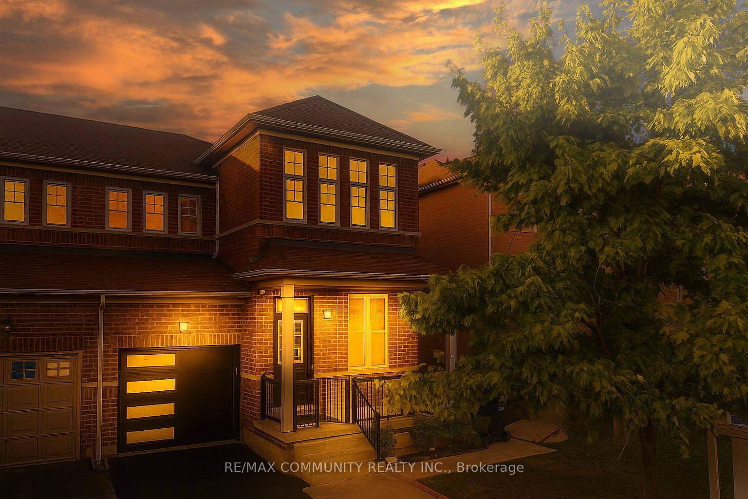 Beautifully upgraded 4 Bed, 4 Bath semi detached with 9 ft ceilings on main floor, separate living amp ; family rooms, newer washrooms, fresh paint, new tiles, light fixtures amp ...