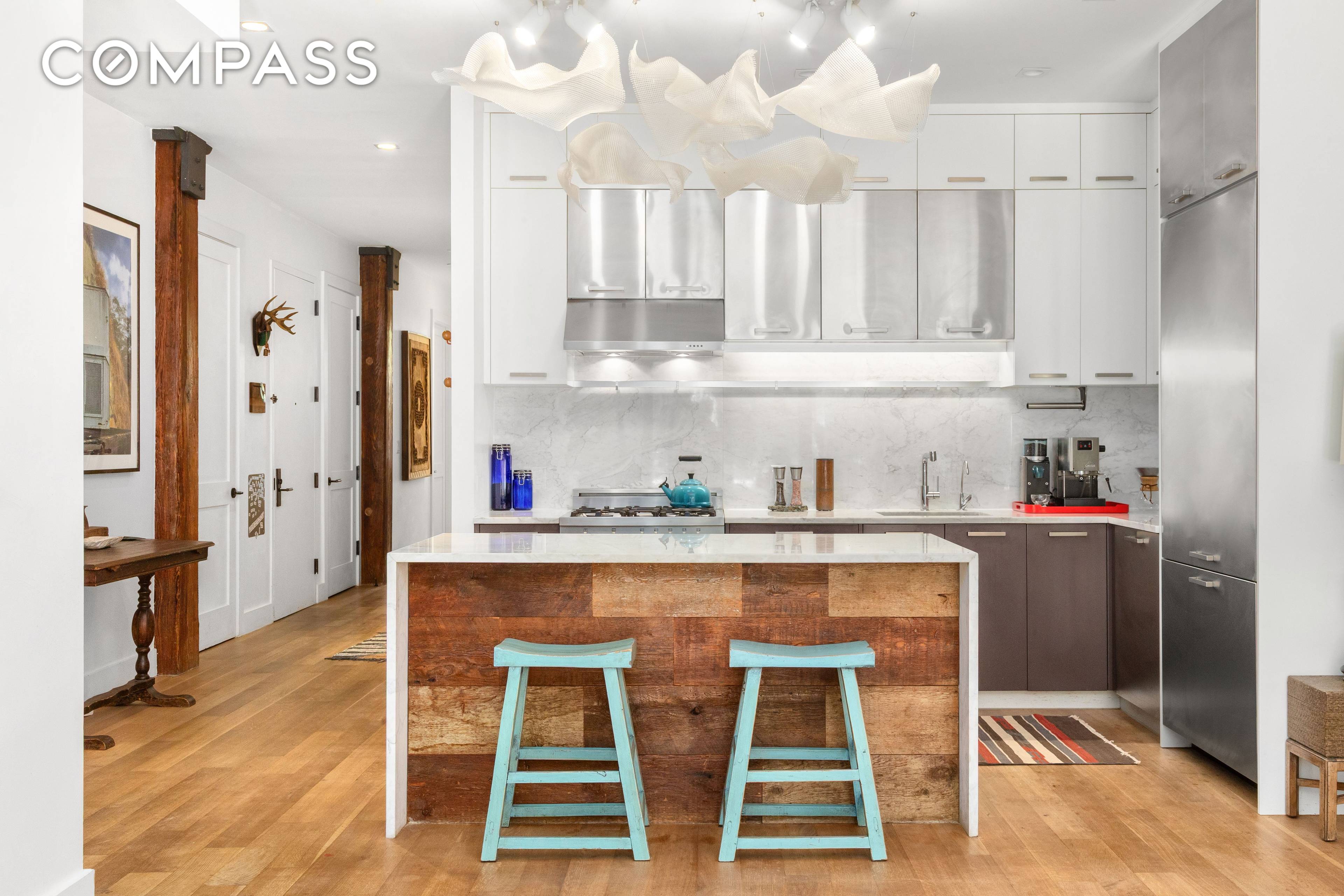 Stunning and spacious garden residence with a massive backyard.