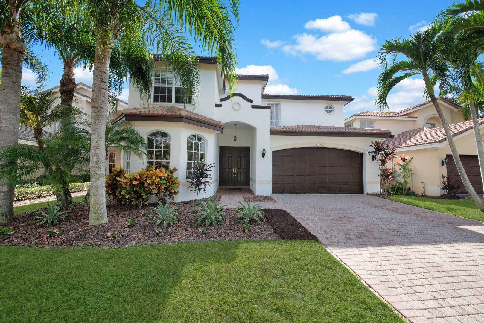 Welcome to the exquisite Amethyst model home in Canyon Springs, a stunning residence offering 5 bedrooms, 4 baths, and an elegant layout designed for both comfort and style.