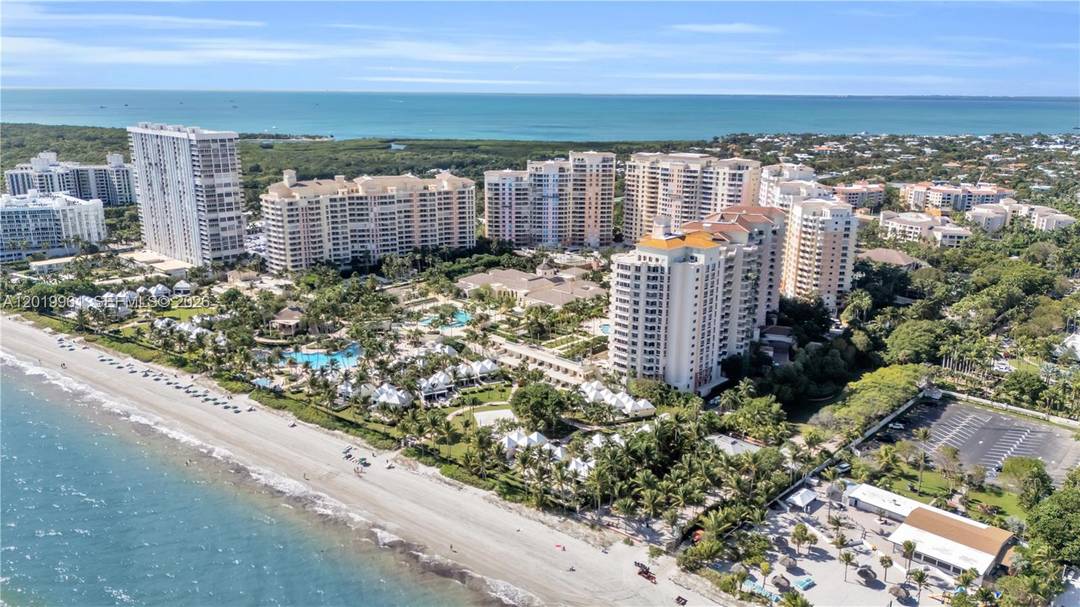 Step into this luxury PH that offers stunning ocean and bay views.