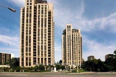 Rarly Available with 2 Undergrount Parkings, 2 Split Bdrooms with 2 full Washrooms, Amazing Location, Bright amp ; Spacious, Quick Acess to the Highway, Transit, Express Bus Door Step, Shopping, ...