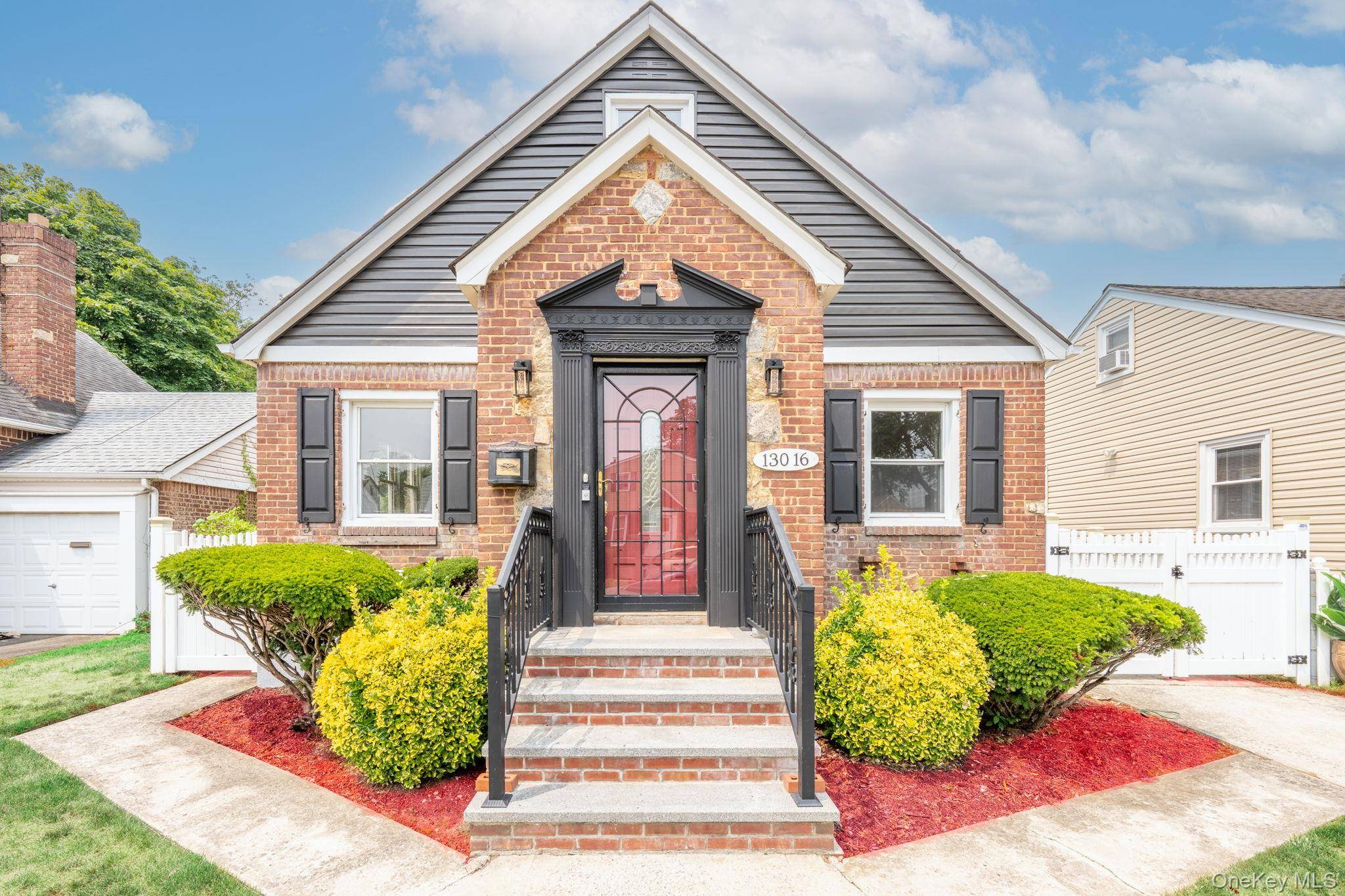 Fully Renovated Single Family in Laurelton !
