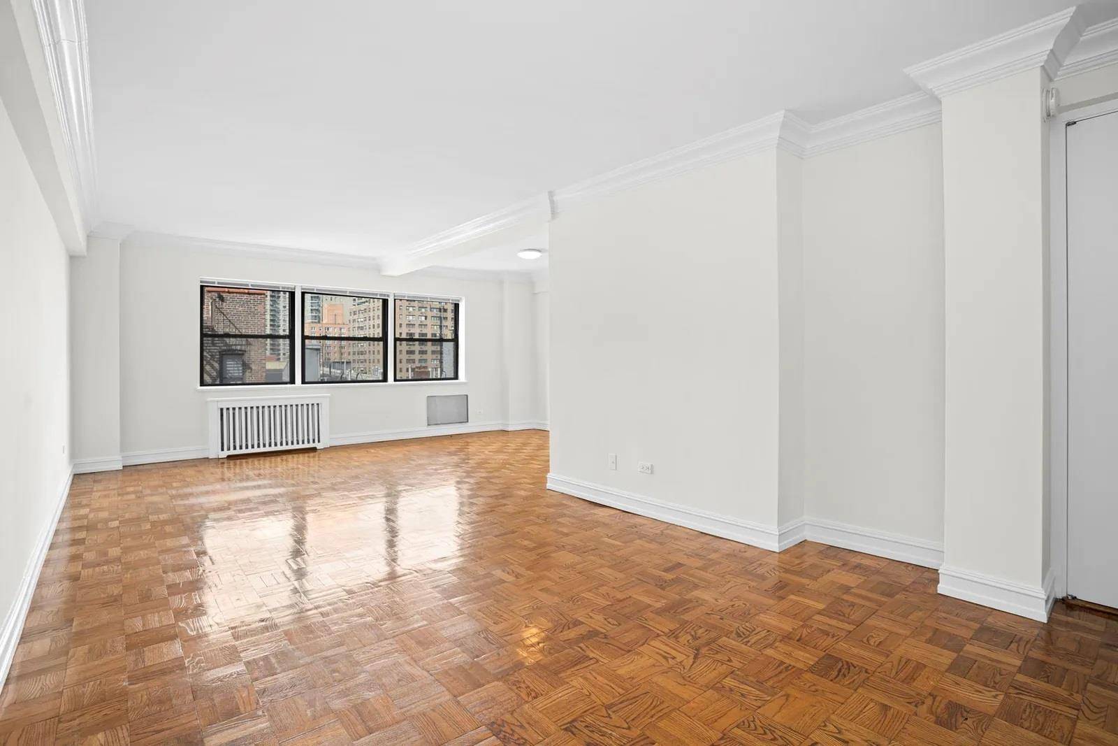 Located on a quaint tree lined block nestled in the nexus of the Upper East Side on 70th Street between 2nd amp ; 3rd Avenues, this beautifully appointed home is ...