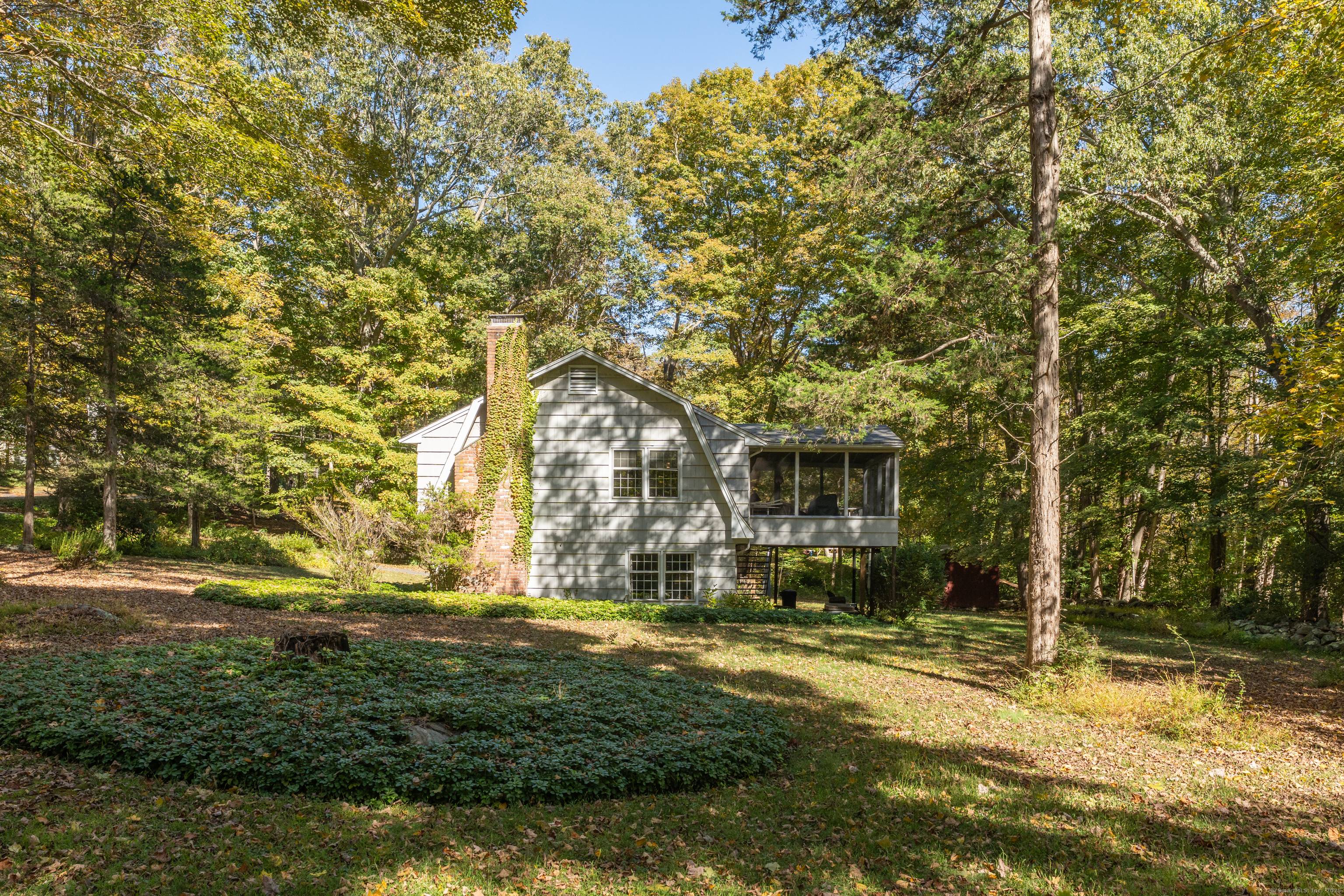 This original owner, 1960's built, 3 bedroom, 2 bath single family residence is nestled in an established, sought after area and offers unlimited possibilities.