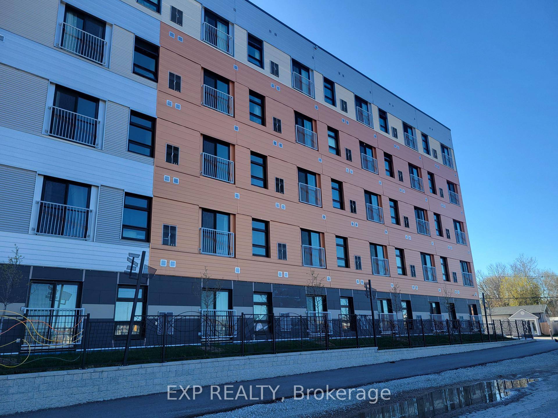 Welcome to 75 Barrie Road, a new residential building, in a prime location just minutes away from downtown, the Rec Centre, and many other amenities.