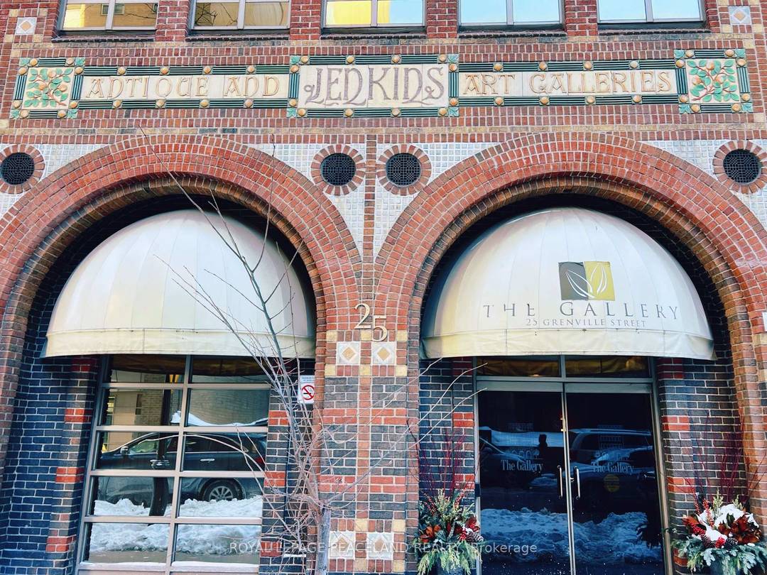 New York State Of Mind At The Gallery On Bay.