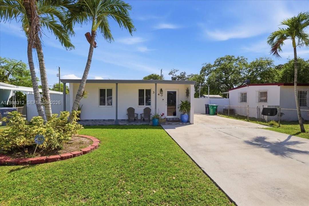 Charming and updated 3 bedroom, 2 bath single family home in Miami with no HOA.
