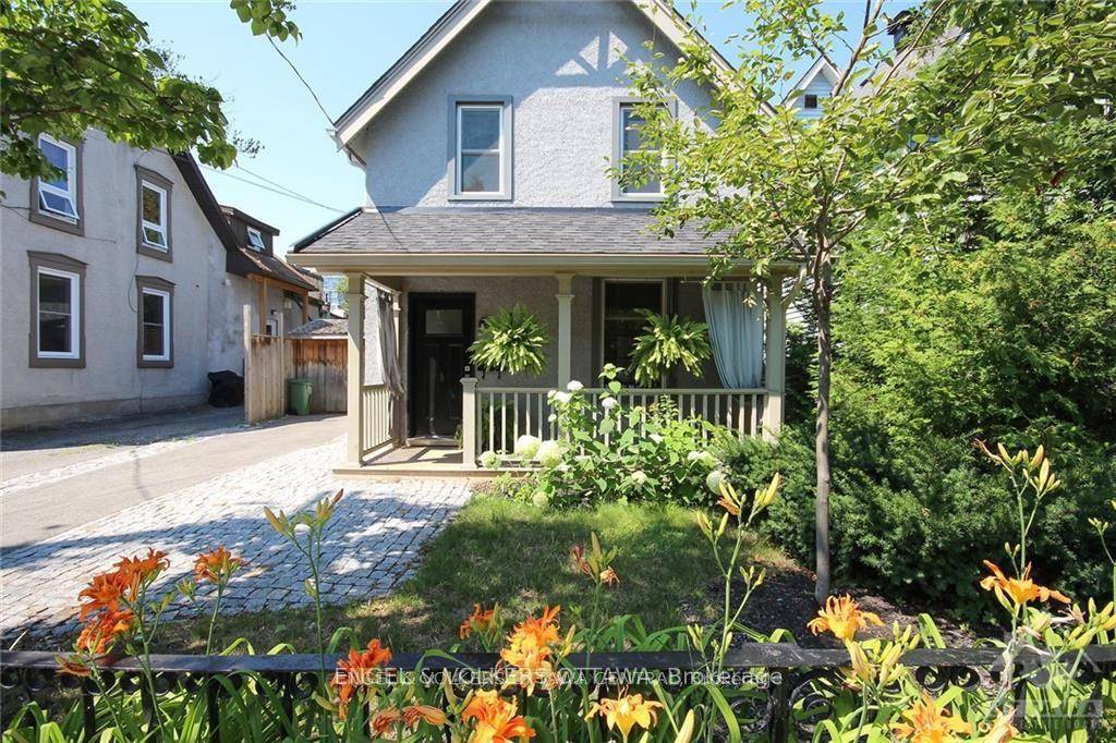 Prime location in the heart of Landsdowne and the Glebe !