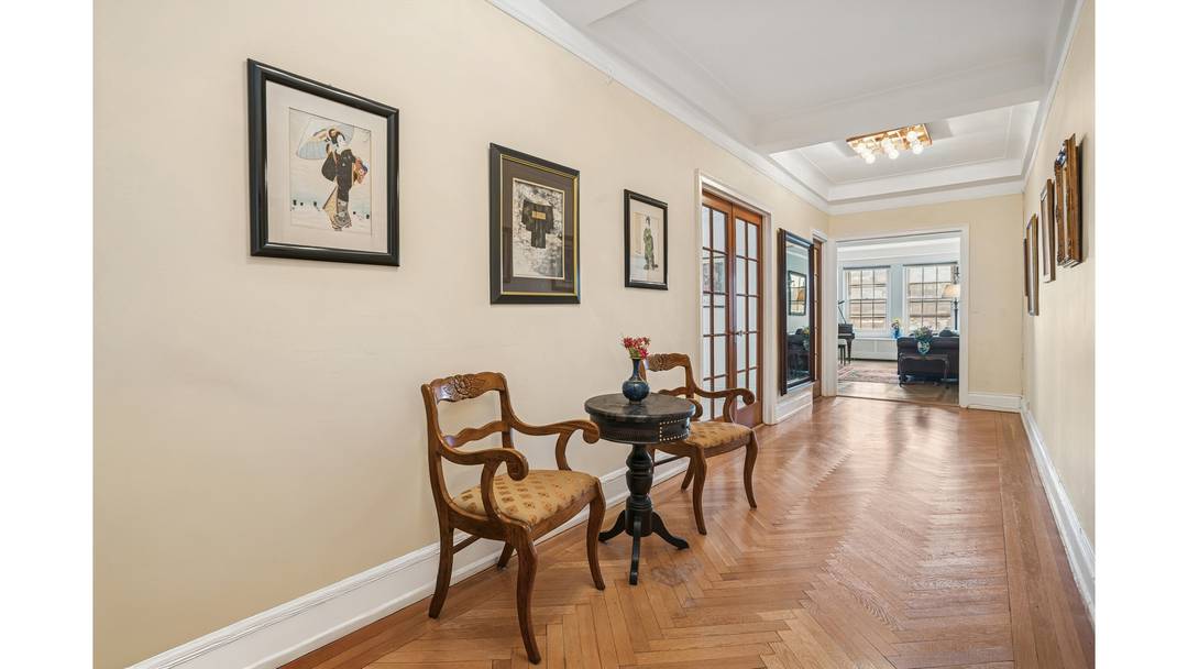 Welcome to an impressive prewar residence in one of Park Slope's most sought after full service cooperatives.