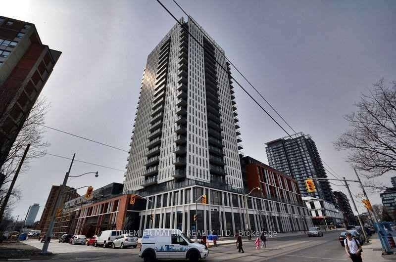 Welcome to One Park Place North at 170 Sumach Street !