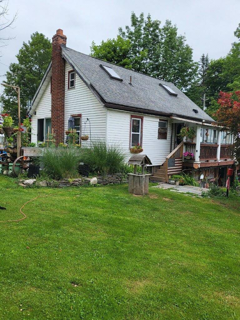 Updated home, hardwood floors, move in ready.
