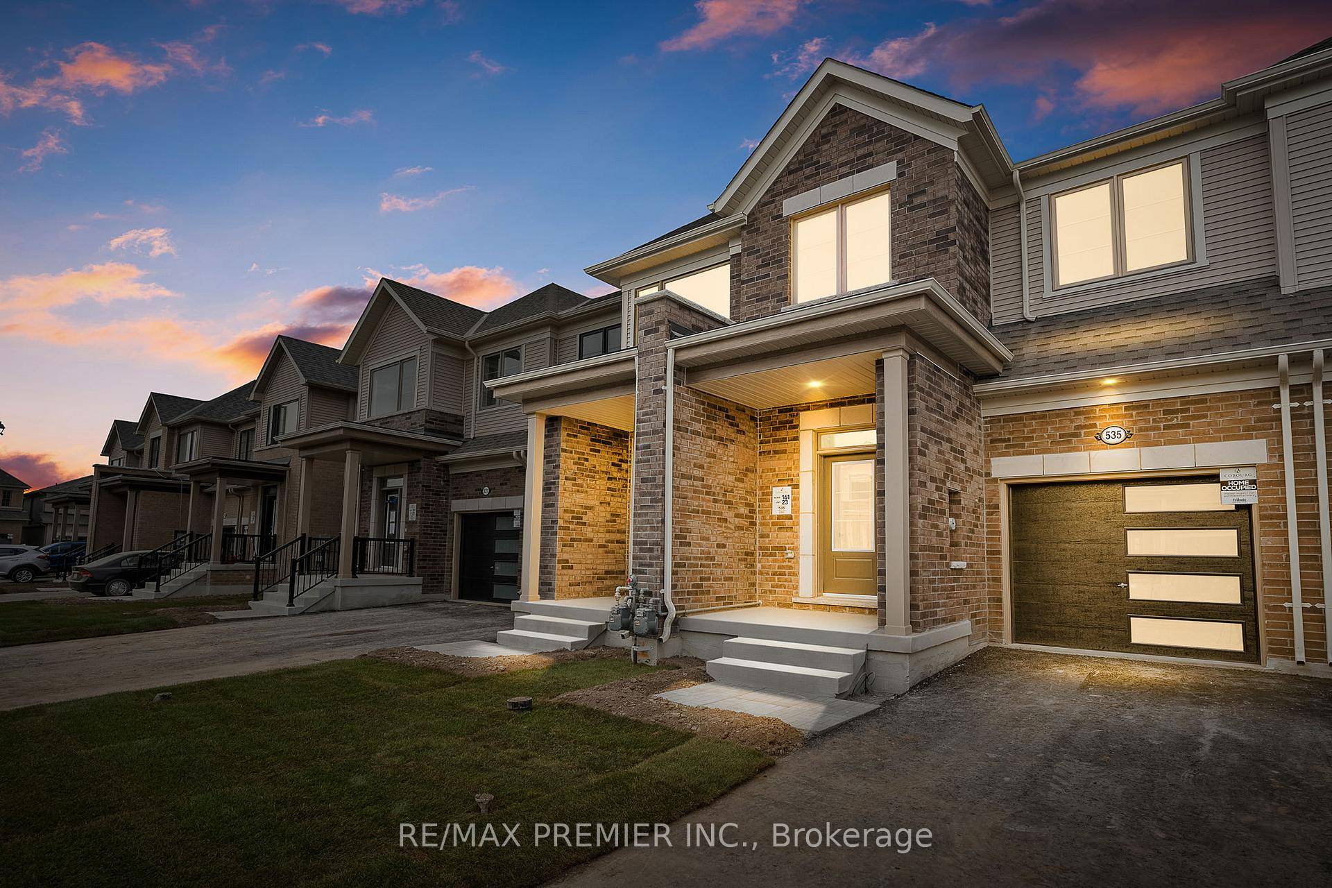 Beautifully Upgraded Burnham Model Elevation B2 1435 Sq Ft Townhome Located In The Desirable Cobourg Trails.