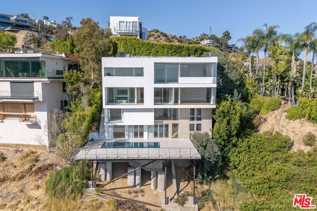 1853   Sunset Plaza Dr 5BR Sunset Strip La