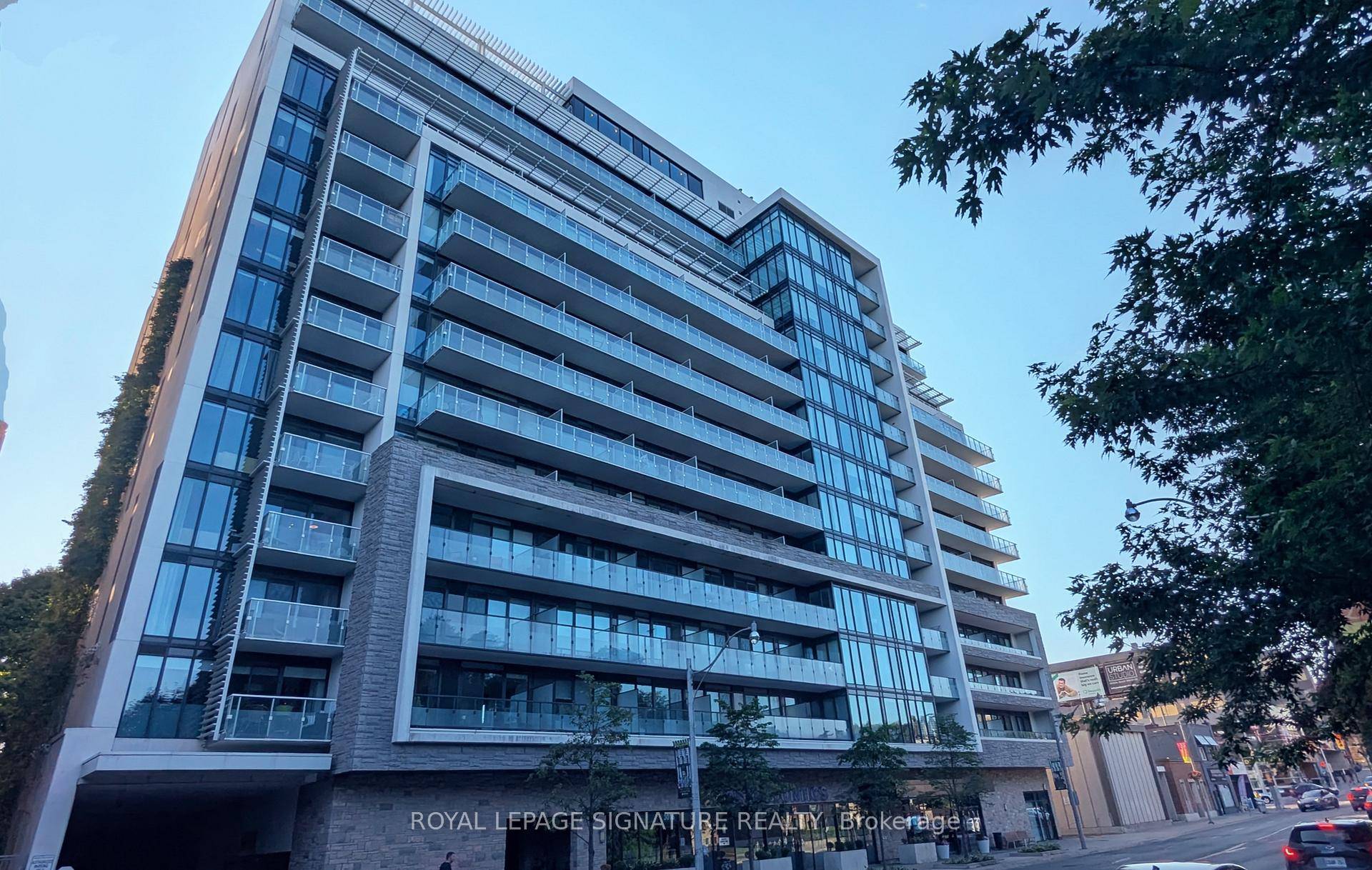 3018 YONGE STREET ! ! ! Luxury Boutique Condo In PRESTIGIOUS LAWRENCE PARK SOUTH.