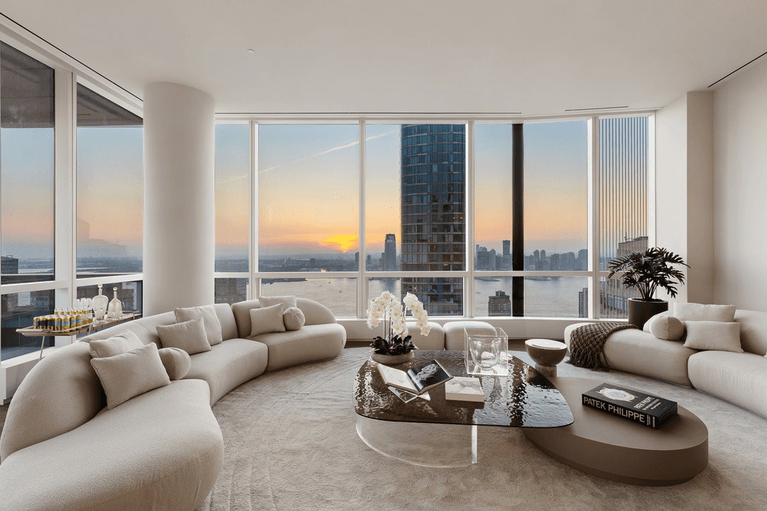 Introducing the PENTHOUSE at 77 Greenwich St.