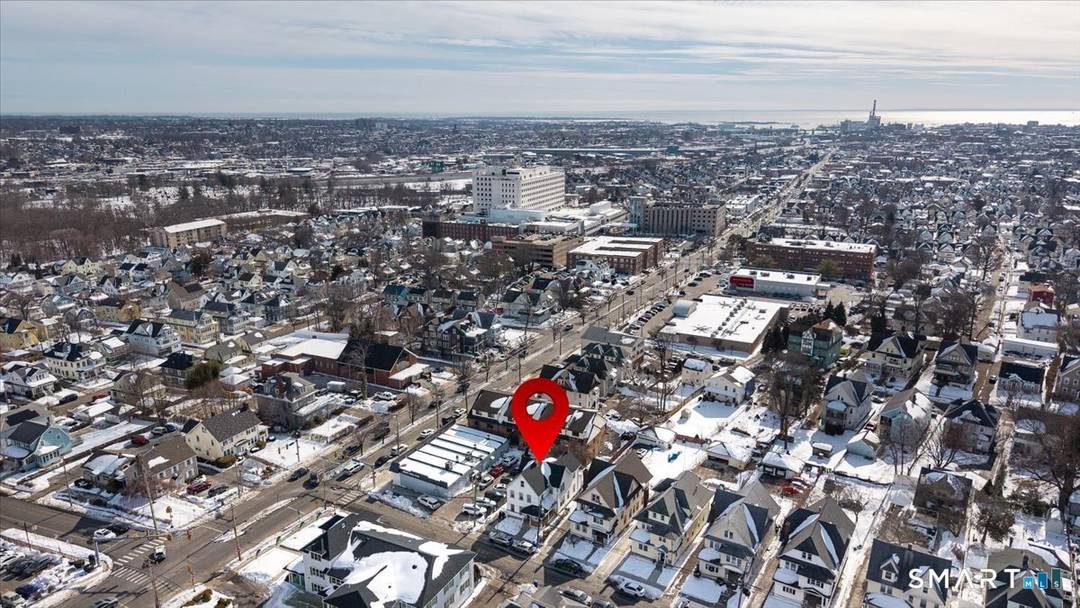 Well maintained multifamily investment property located in Bridgeport's desirable North End.