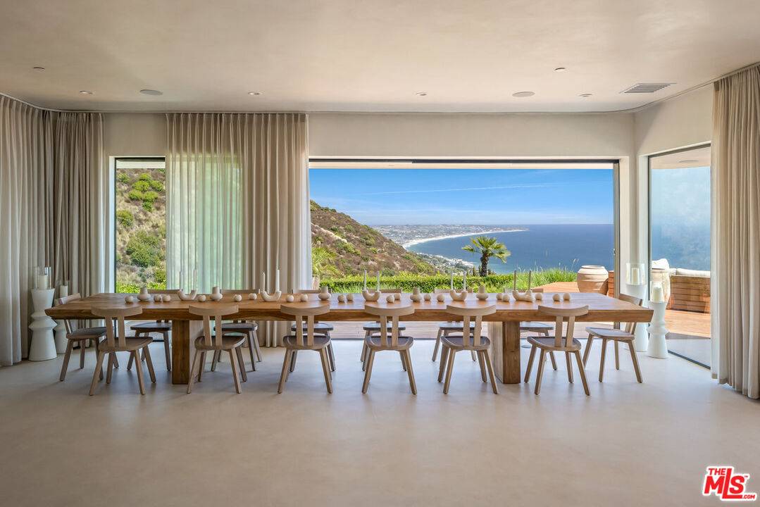 4310   Encinal Canyon Rd 6.0 Malibu LA