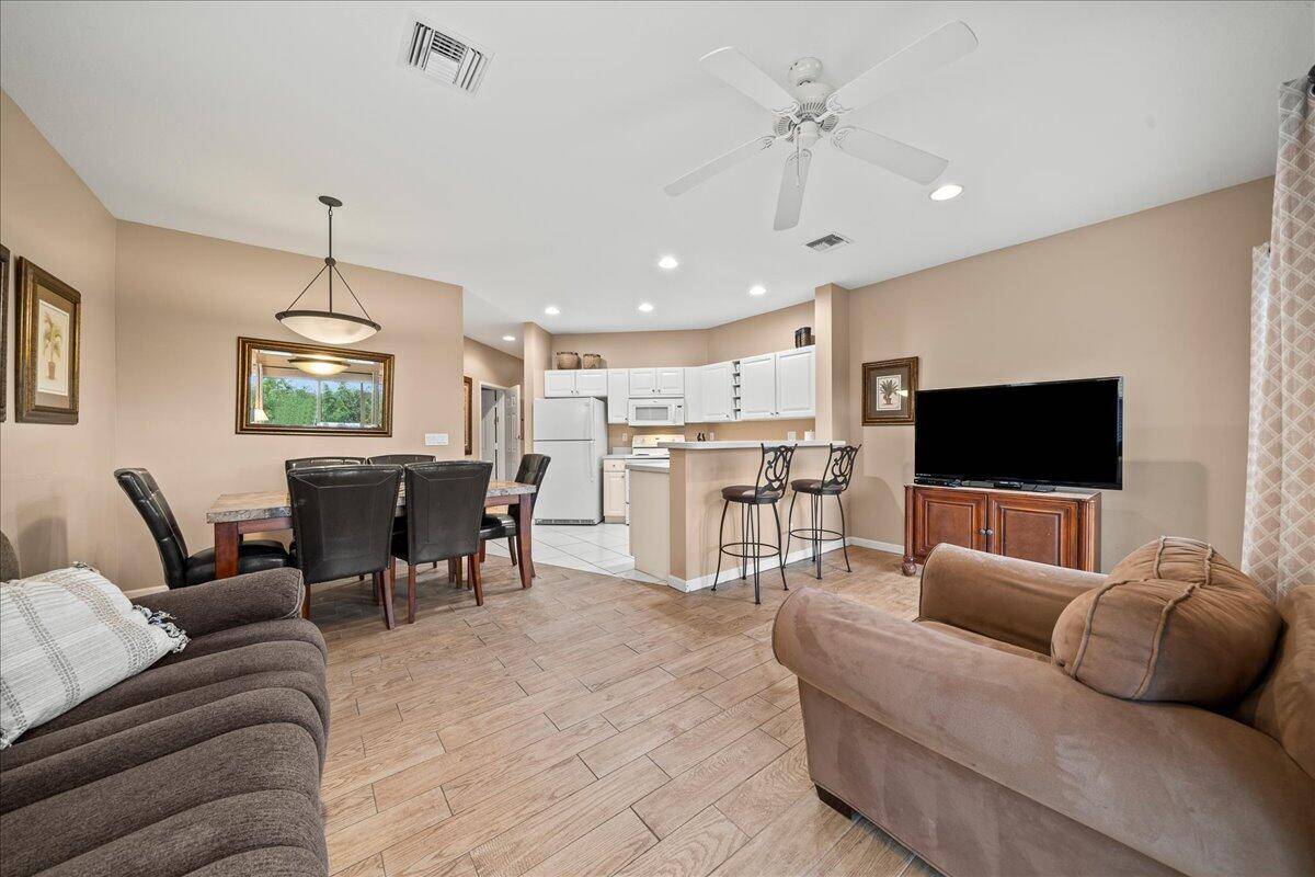 8264 Mulligan Circle Condo Palm Beach