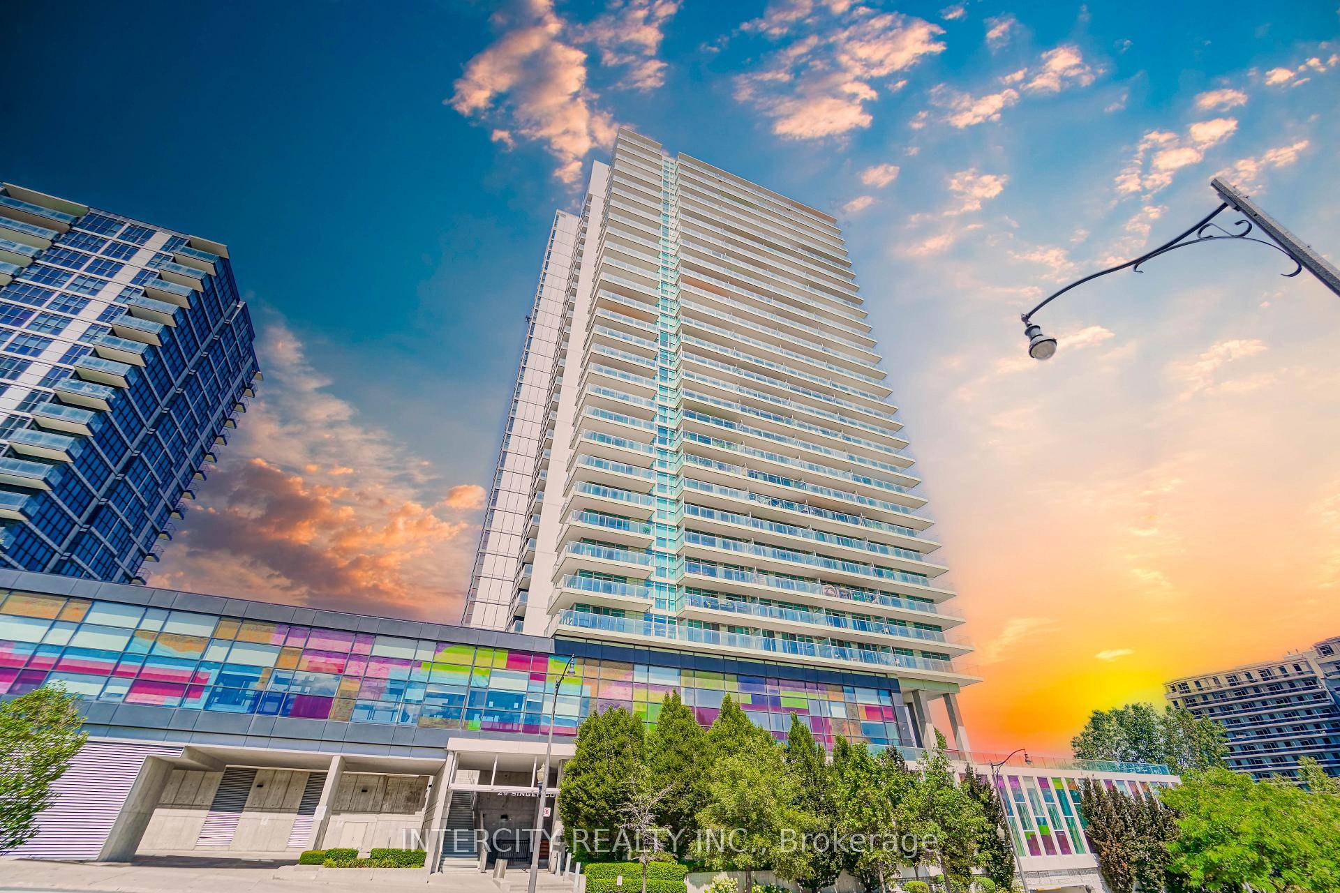 Bright and spacious 2 Den, 2 Bath suite with stunning unobstructed southwest views of the Toronto Skyline !