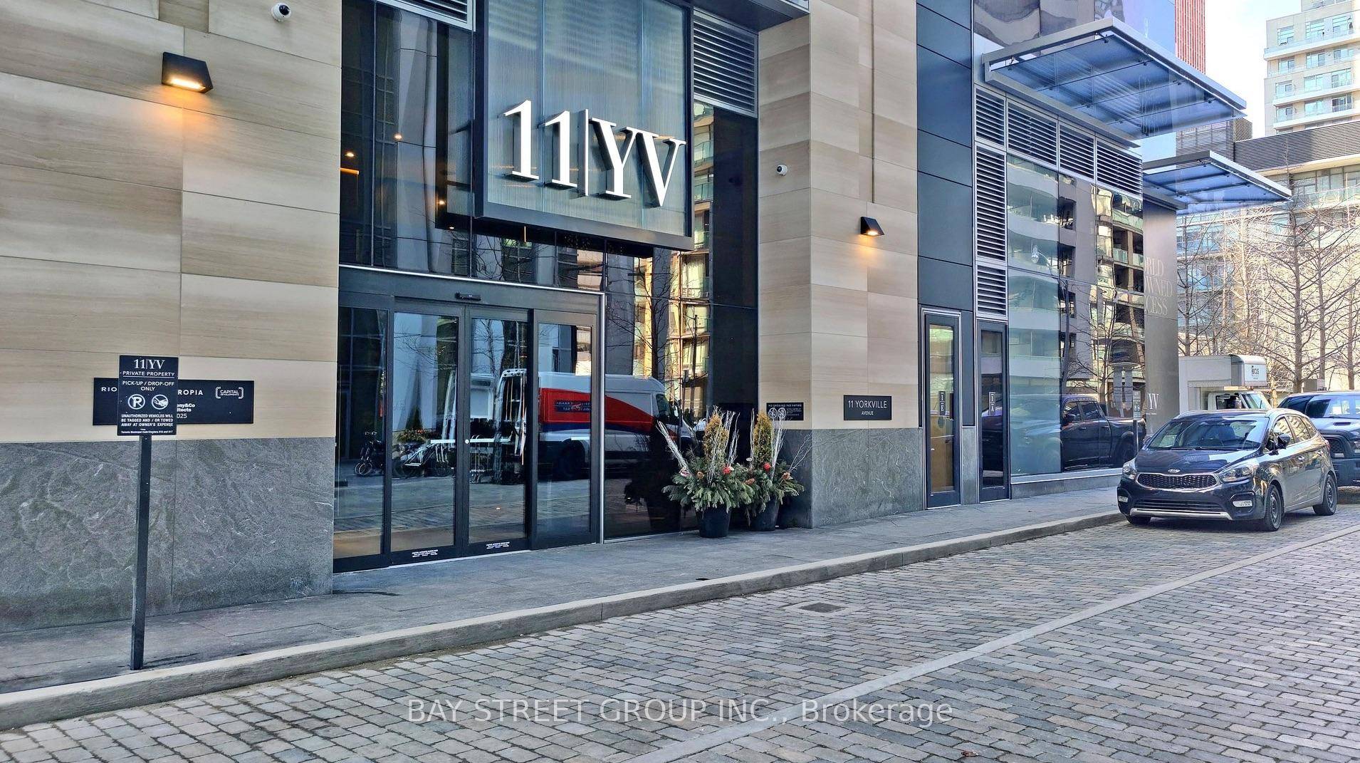 YORKVILLE AVE, Luxury Brand New 1 1 with south facing on 48th floor.