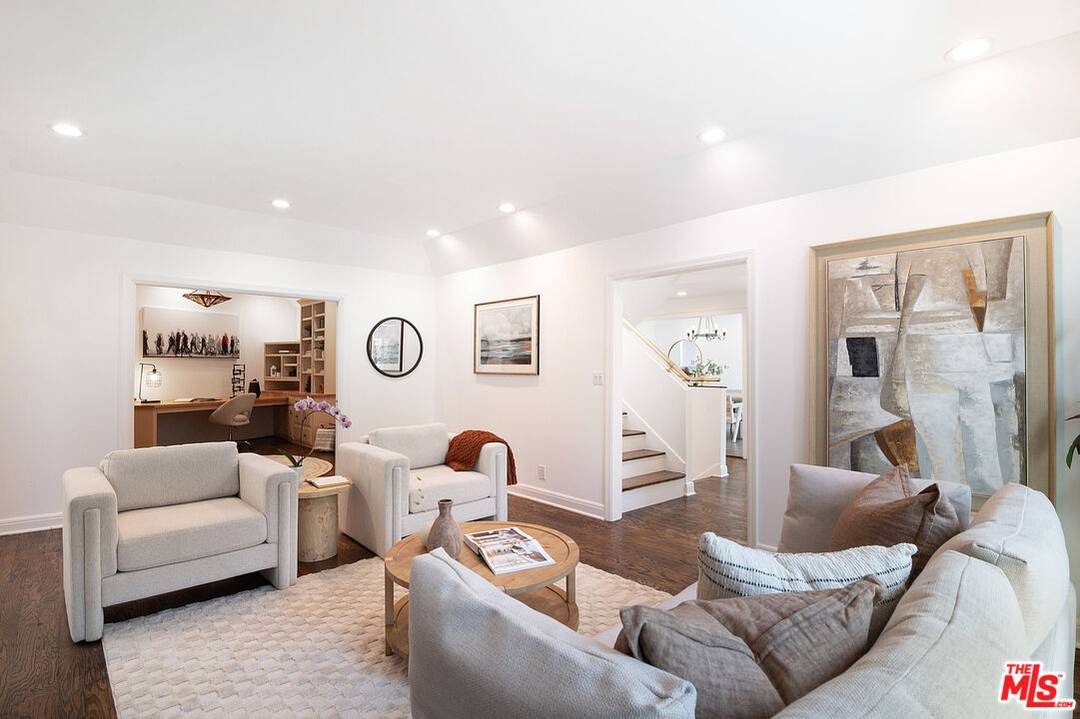 8155   Willow Glen Rd 3BR Hollywood Hills East La