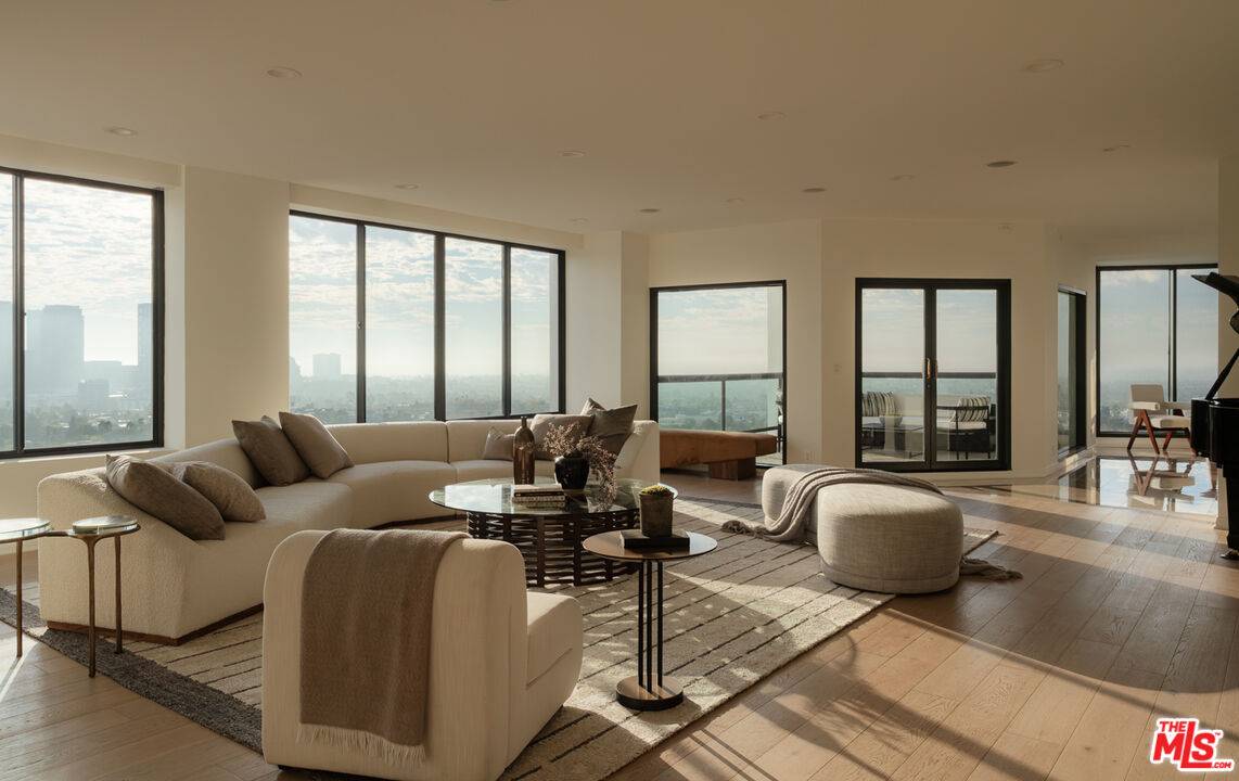 10724 WILSHIRE 4BR Westwood La